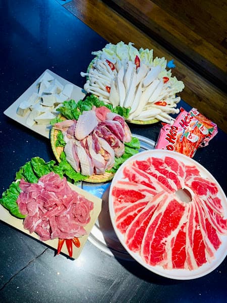 Lẩu Nướng Huế Nguyên