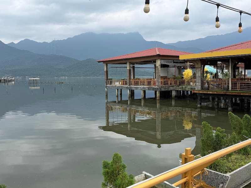 Hình ảnh Nhà hàng hải sản Làng Chài Lăng Cô - 2