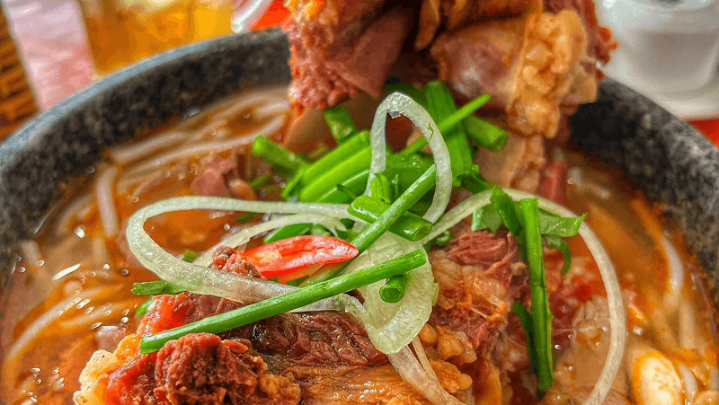 Hình ảnh Bún bò bốc khói Đoàn Viên - 4