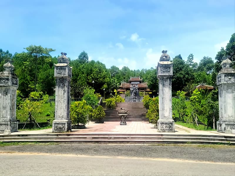 Hình ảnh Khu Di Tích Lịch Sử Chín Hầm - 3