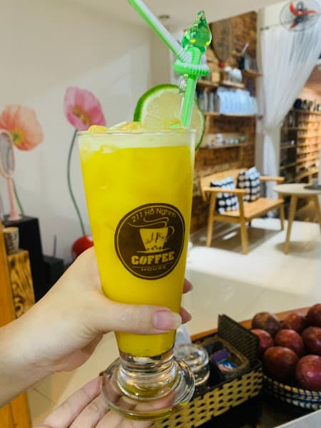 Hình ảnh H Coffee House - 4