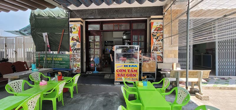 Ảnh bìa Quán cơm gia đình cô Tiết