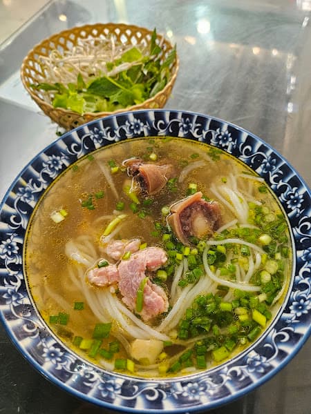 Hình ảnh Bún bò Chum - 3