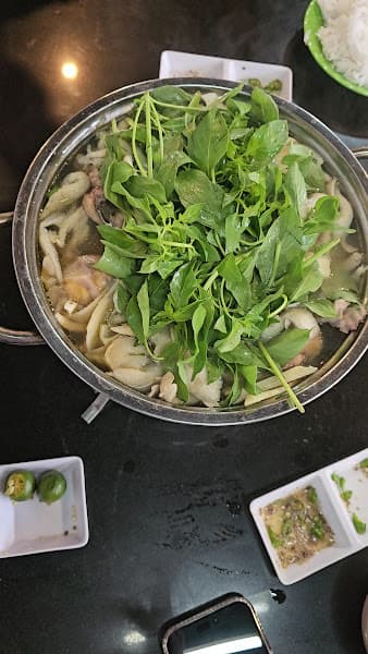 Hình ảnh LẨU GÀ LÁ É 3/4 - 3