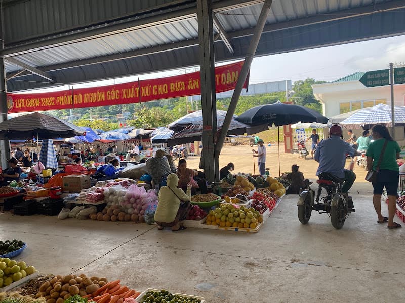 Ảnh bìa Chợ Sông Hiến