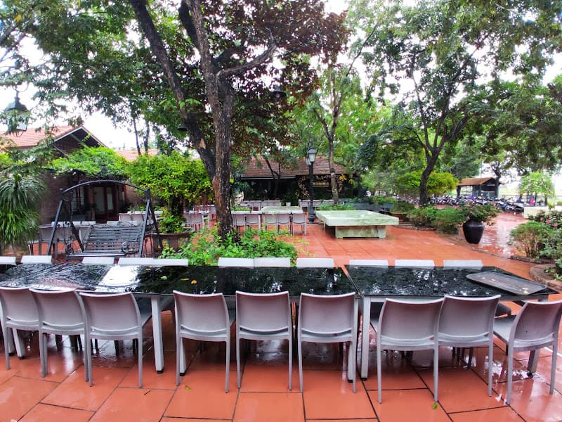 Hình ảnh Khu Ẩm Thực Vườn Sưa - 2