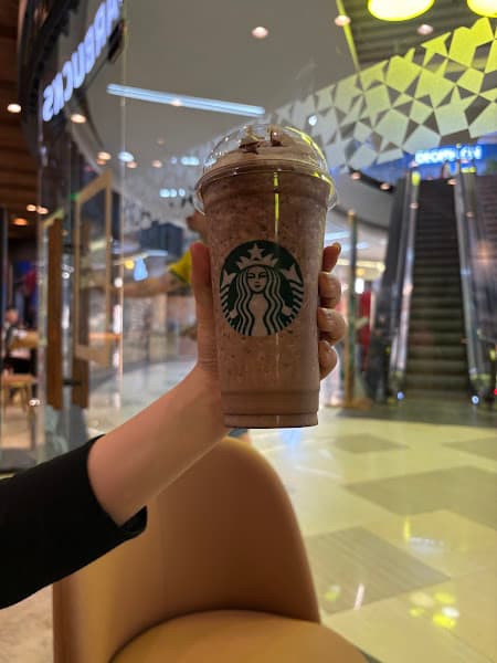 Hình ảnh Starbucks Vạn Hạnh Mall - 4
