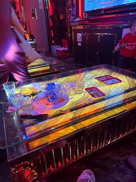 Hình ảnh KARAOKE HỌA MI 2 - 4