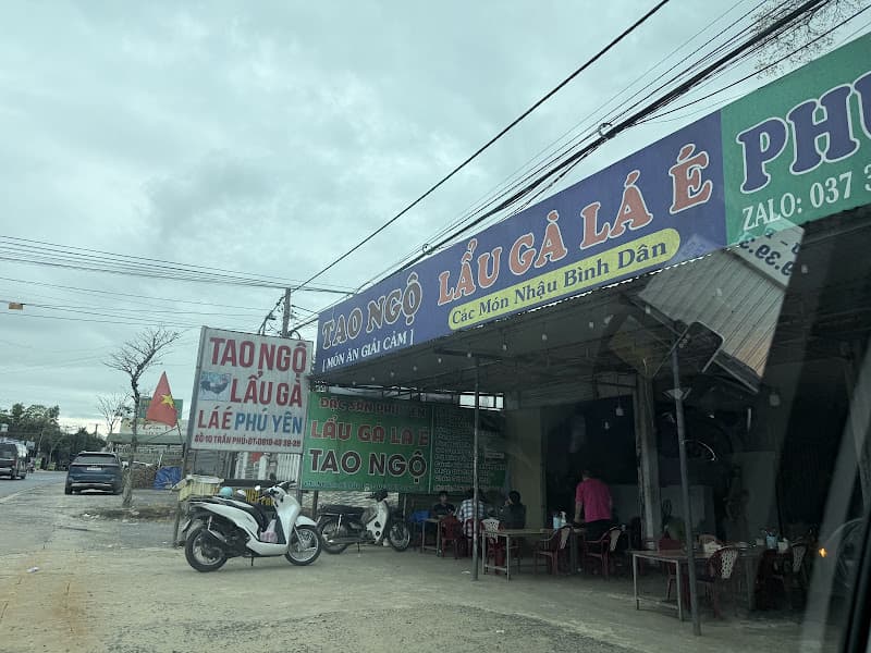 Ảnh bìa Lẩu Gà Lá É Phú Yên - Tao Ngộ