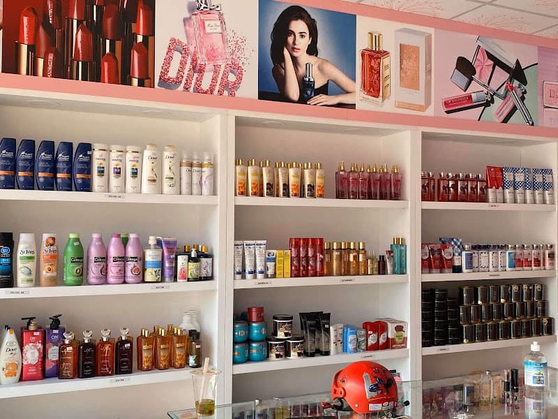 Ảnh bìa MỸ PHẨM LINH KEM