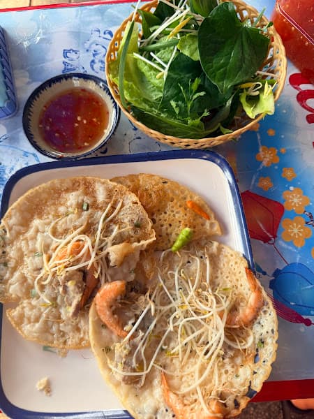 Hình ảnh BÁNH XÈO QUẢNG NGÃI HOÀNG HÀ - 4