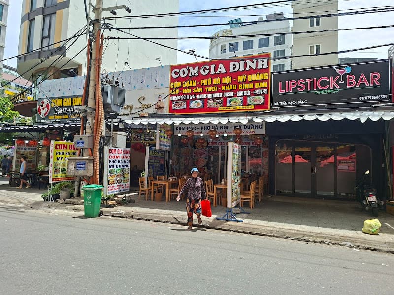 190 CƠM GIA ĐÌNH - PHỞ HÀ NỘI - MỲ QUẢNG - HẢI SẢN TƯƠI NHẬU BÌNH DÂN