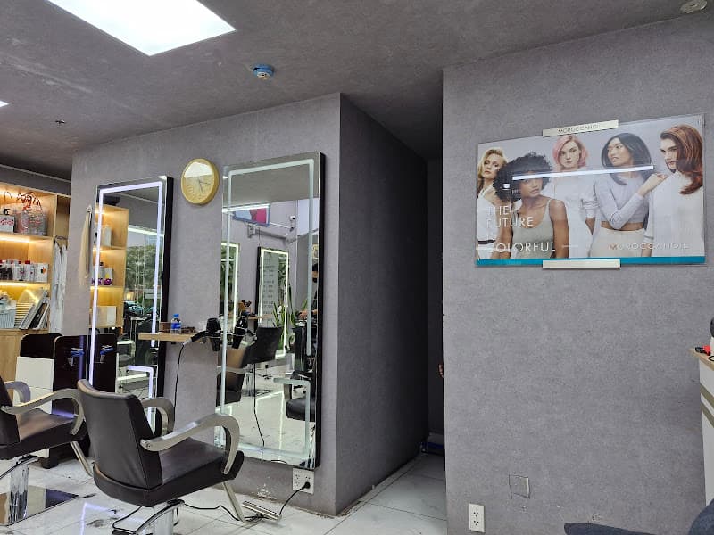 Hình ảnh Hans Beauty - CN Han's Hair | Nail | Massage | Shampoo | Haircut Vinhomes - 6