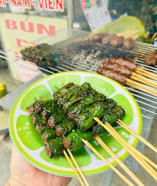 Hình ảnh Bún Bò Huế Tư Lùn , Gỏi Cuốn Và Ăn Vặt - Hẻm 12 Chợ Da Liễu (Đường 3 Tháng 2) - 4