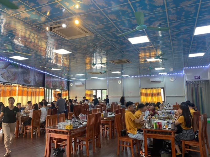 Nhà Hàng Hải Sản Alaska