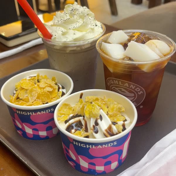 Hình ảnh Highlands Coffee Lotte Mall West Lake HN - 4
