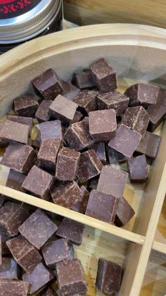 Hình ảnh Volcadak Sen Trắng Coffee - 3