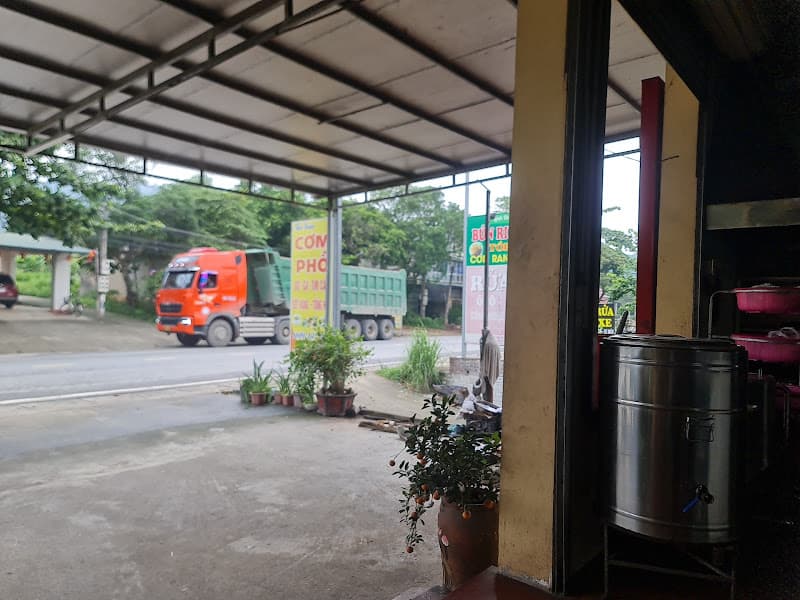 Ảnh bìa Nhà Hàng Cơm Phở Tiến Xuân