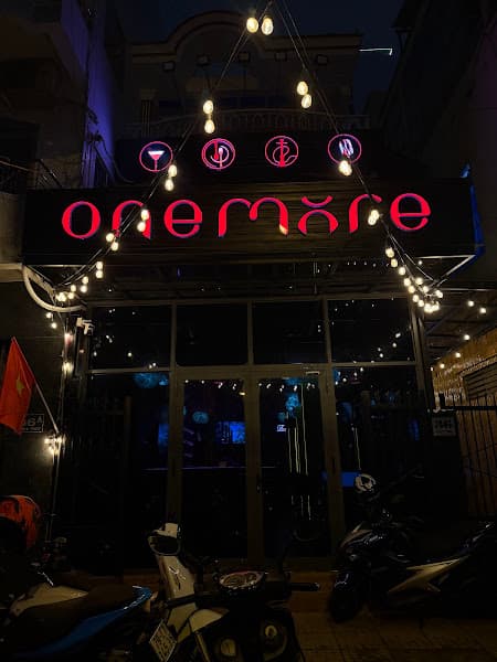 ONEMORE Cocktail & Karaoke Bar