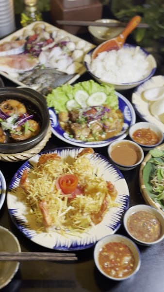 Hình ảnh Cụi - Cơm nhà hồi nớ! - 2