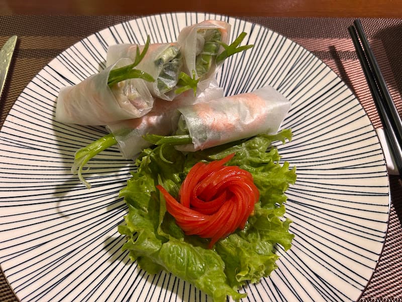 Ảnh bìa Madam Chau