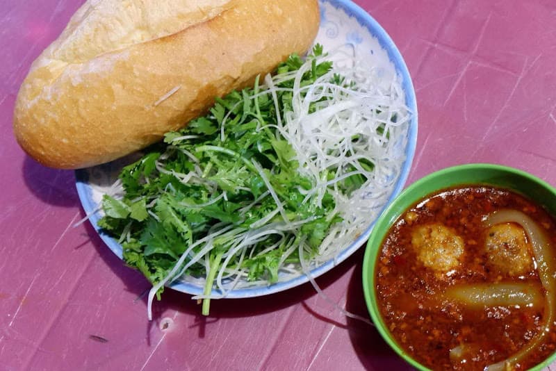 Hình ảnh Bánh Mì Xíu Mại Nga - Đà Lạt ( Since 1980 ) - 2