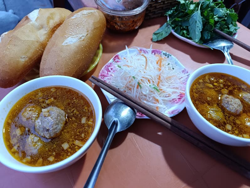 Hình ảnh Bánh Mì Xíu Mại Chén - 2