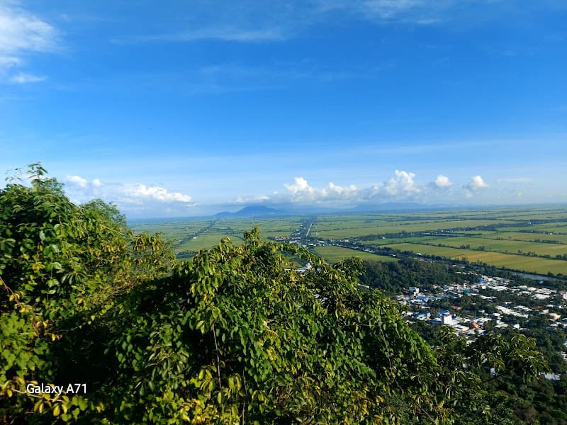 Hình ảnh Núi Ba Thê - 2