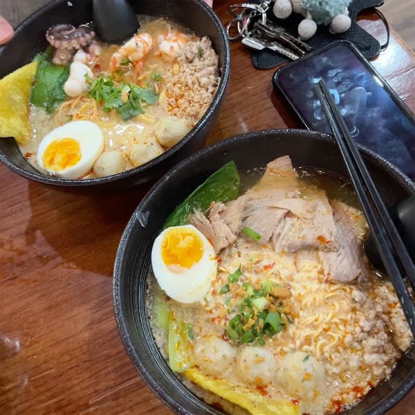 Hình ảnh Tiệm mì Khuya - 3