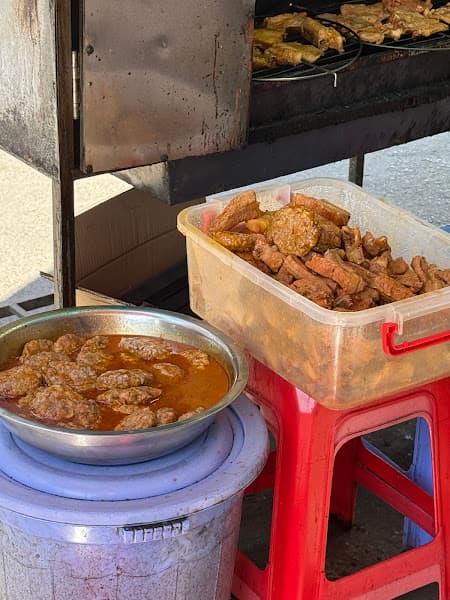 Hình ảnh Vân Cơm Tấm - Bánh Xèo - Sài Gòn - 3