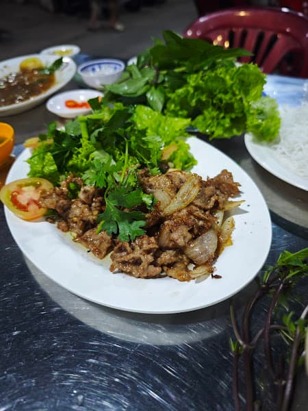 Hình ảnh Bò nướng ngói Phong Phú - 2