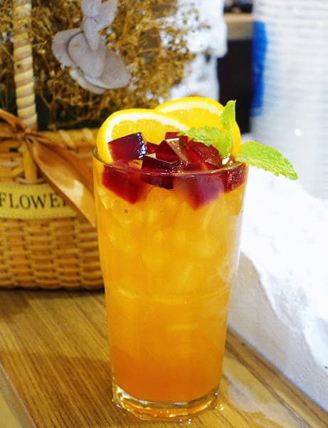 Hình ảnh Trình (Coffee and Tea) - 2