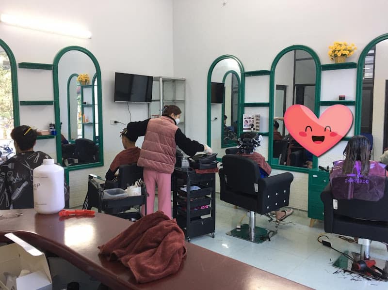 Hình ảnh Quán cắt tóc Thuyên Nấm - 7