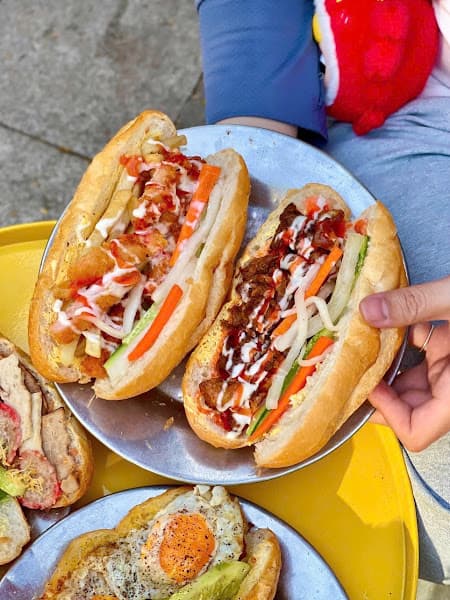 Hình ảnh BÁNH MÌ MẬN ƠI - CS PHÙNG HƯNG - 3