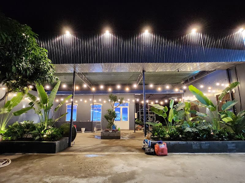 Hình ảnh PICKLEBALL, COFEE & BILLIARDS VHH - 3