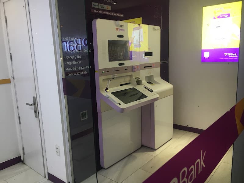 Hình ảnh Tp Bank - 4