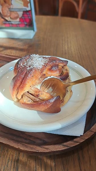 Hình ảnh Fika Cafe - 2