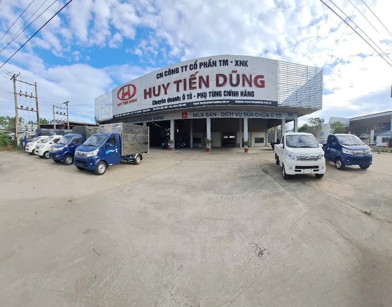 Hình ảnh Vinfast Huy Tiến Dũng Sa Đéc - 2