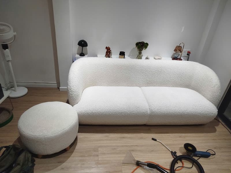 Hình ảnh Giặt Sofa - Giặt Nệm - Giặt Thảm - Giặt Ghế Nail TP.HCM - Dịch Vụ Vệ Sinh Huy Hoàng - 6