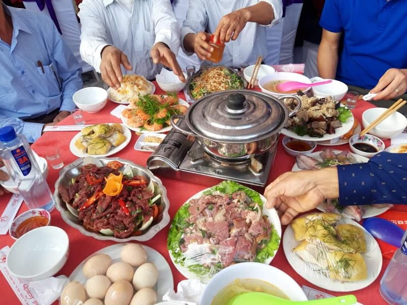 Hình ảnh Nhà Hàng thông thuận - 3