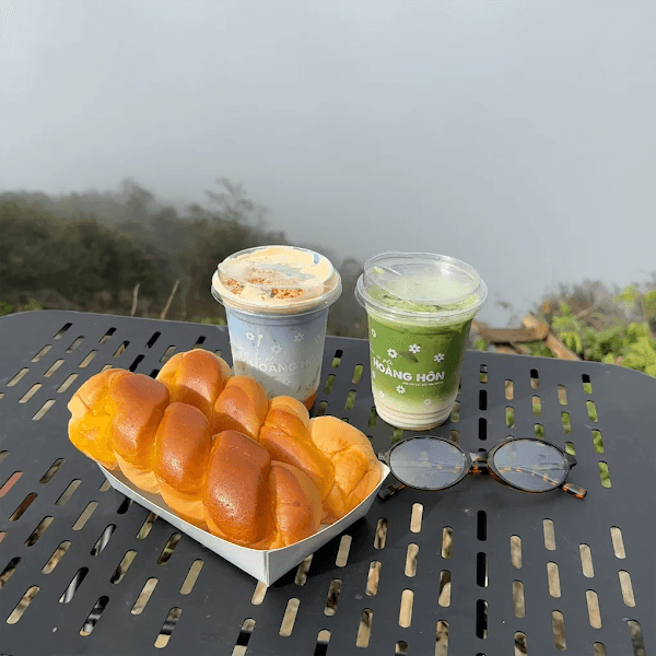 Ảnh bìa Tiệm Cà Phê Hoàng Hôn