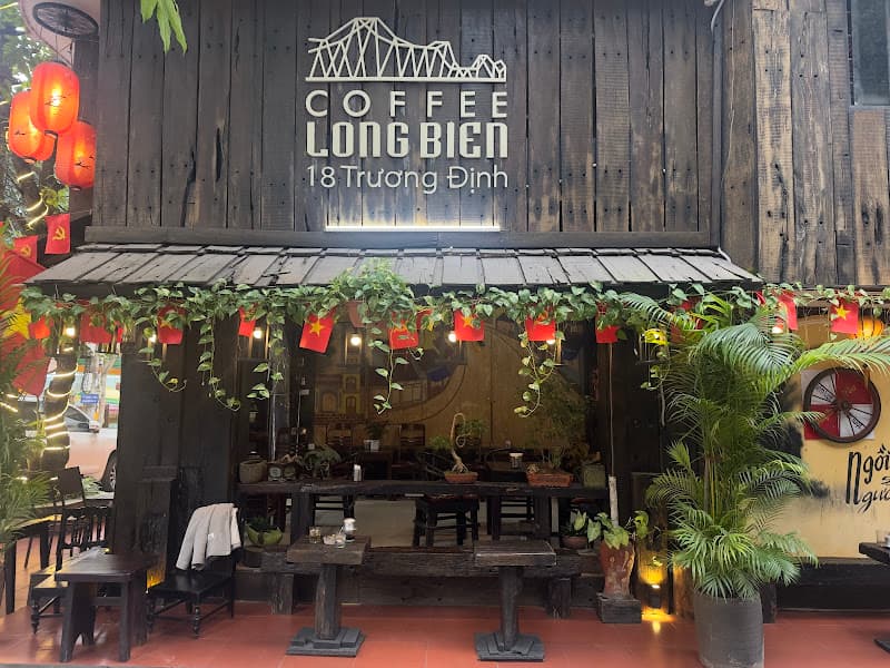 Cafe Long Bien