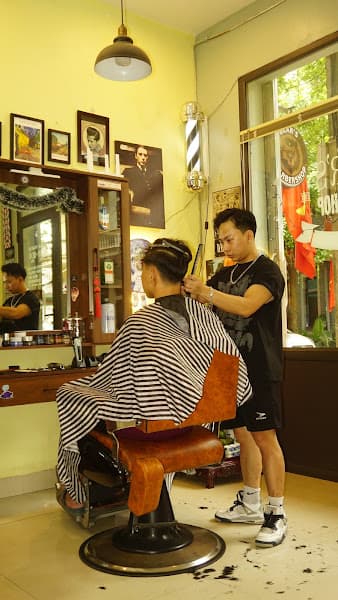 Hình ảnh Bear’s Barbershop-Classic Barber NinhBinh - 3