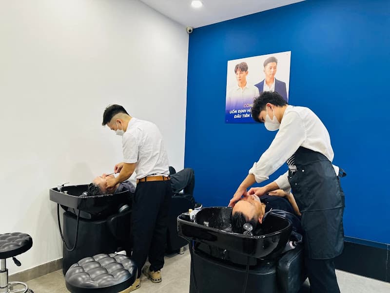 Hình ảnh 30Shine 304 Hai Bà Trưng Tóc Nam Barber - 3