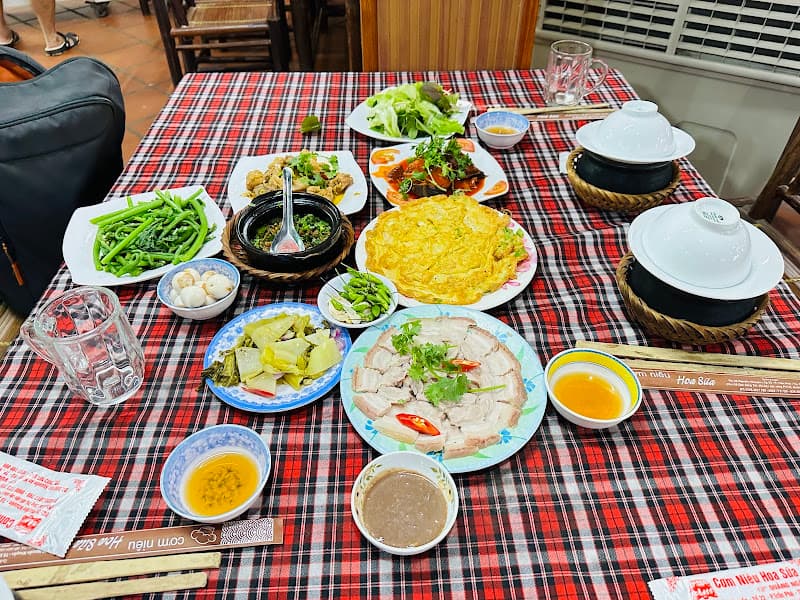 Hình ảnh Cơm Niêu Hoa Sữa - 3