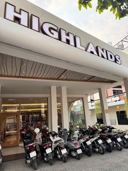 Ảnh bìa Highlands Coffee Lê Thị Hà - Hóc Môn