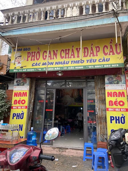 Ảnh bìa Phở gan cháy nam béo ( 72 Hồ Ngọc Lân )