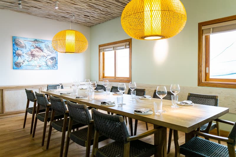 Nhà Hàng Hải Sản Ngọc Sương - Nguyễn Siêu