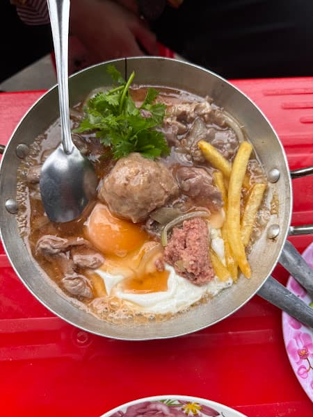 Ảnh bìa Bánh mì xíu mại cô Phương