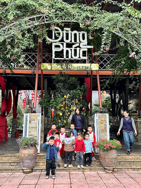 Nhà Hàng - Cà Phê Dũng Phúc